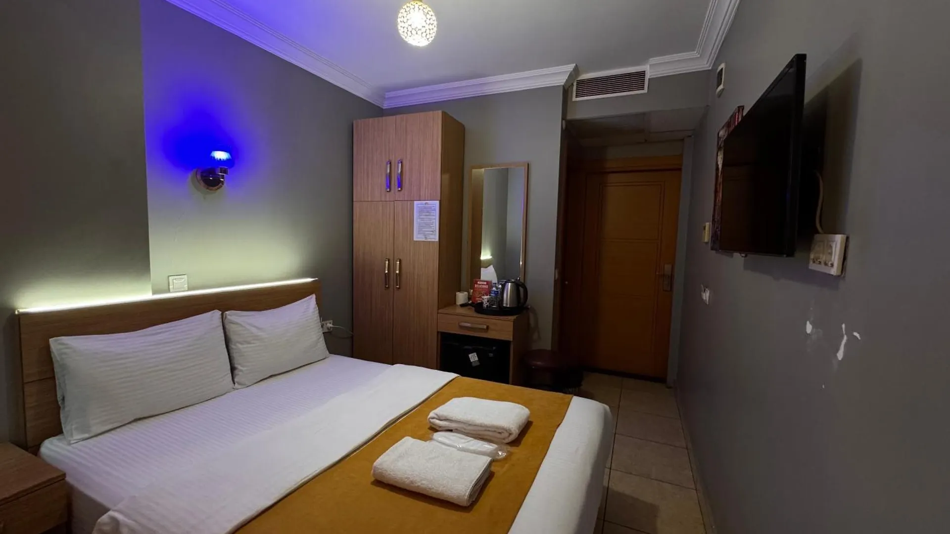 אכסניה איסטמבול Esen Life Hotel טורקיה